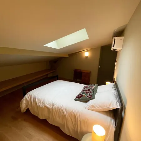 Luxury And Elegance In Appartement Bordeaux